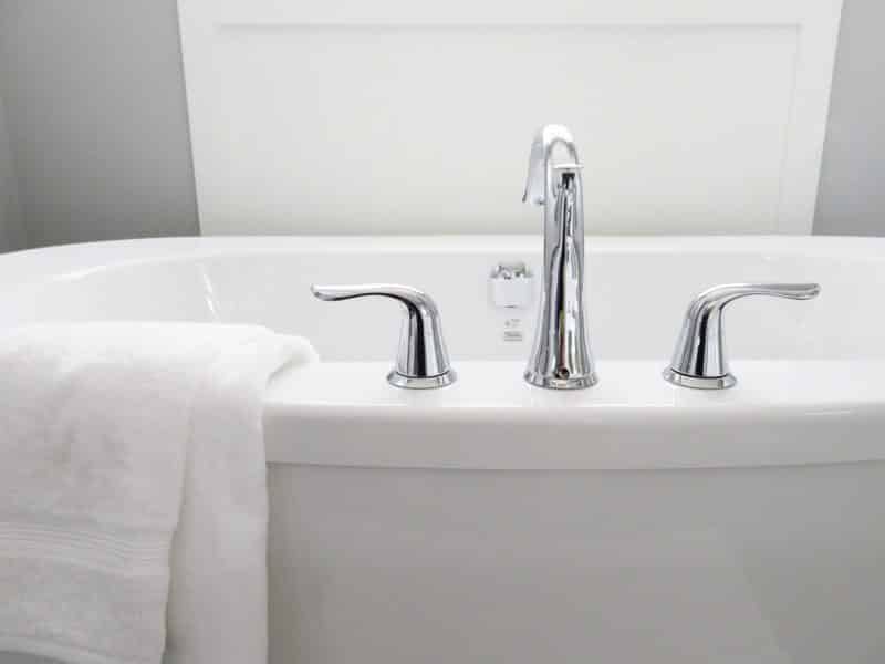 bath-bathroom-bathtub-534116